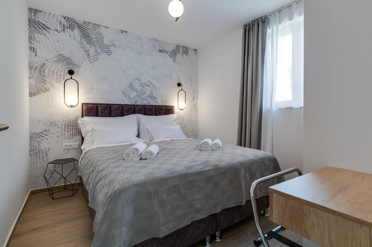 Residence Jonathan Biograd Na Moru Zewnętrze zdjęcie