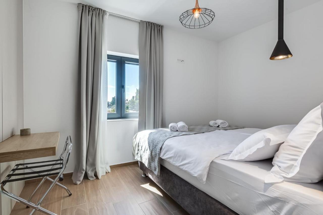 Residence Jonathan Biograd Na Moru Zewnętrze zdjęcie