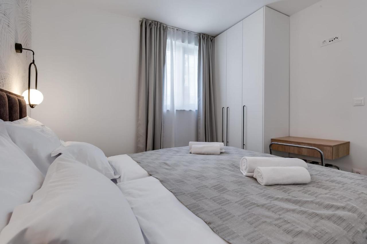 Residence Jonathan Biograd Na Moru Zewnętrze zdjęcie