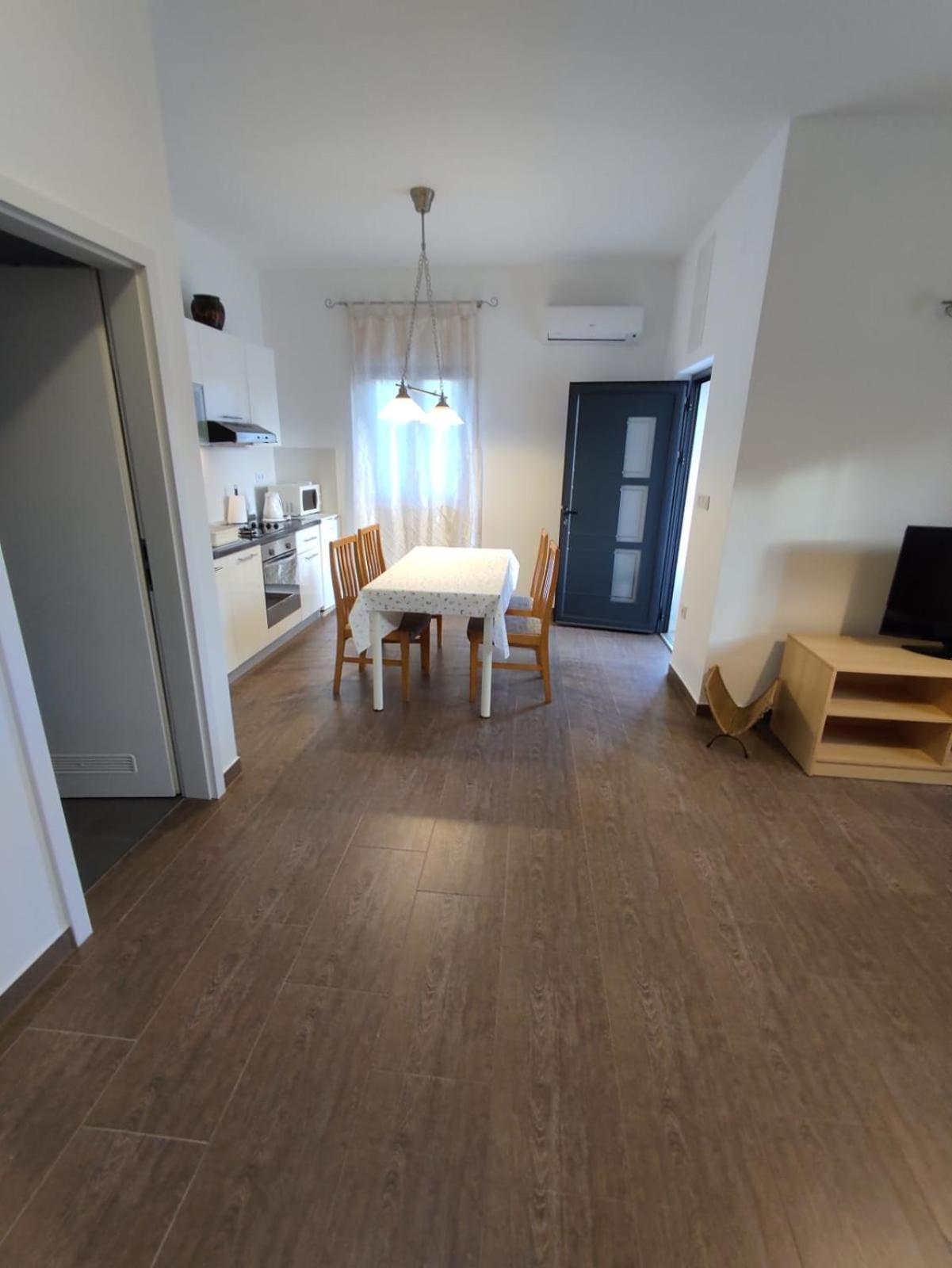 Residence Jonathan Biograd Na Moru Zewnętrze zdjęcie